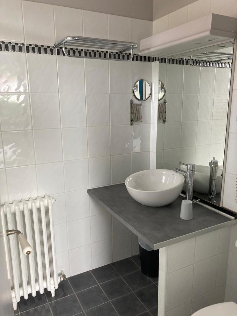 Hotel Le Boiate Ares Bagian luar foto