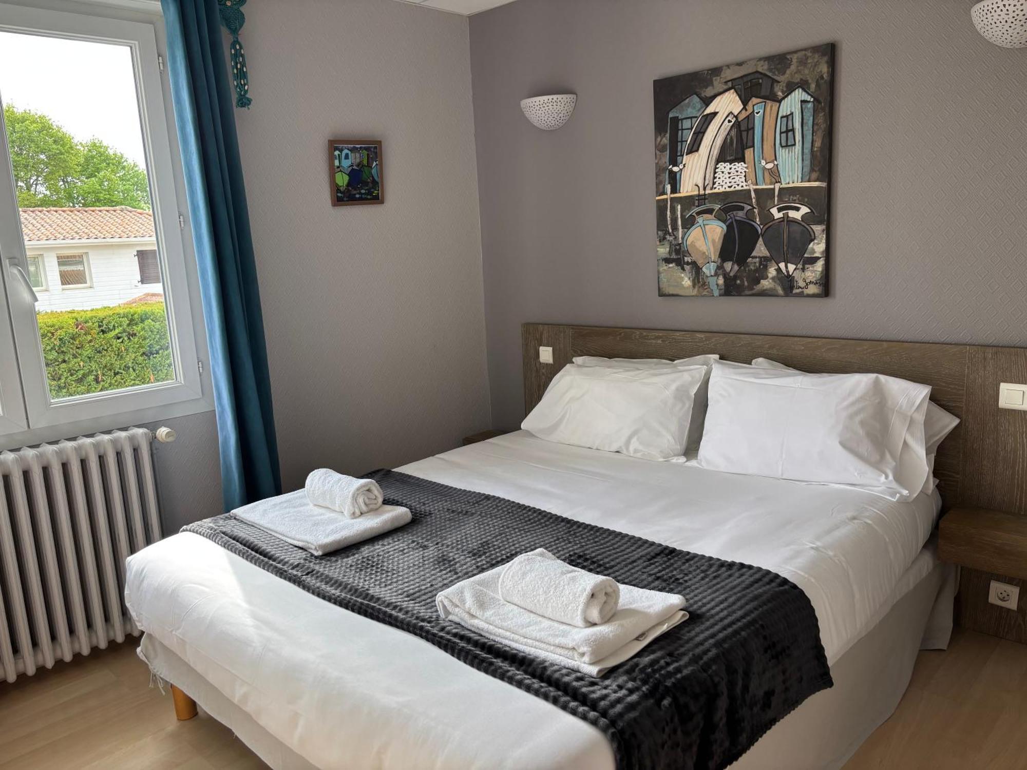 Hotel Le Boiate Ares Bagian luar foto